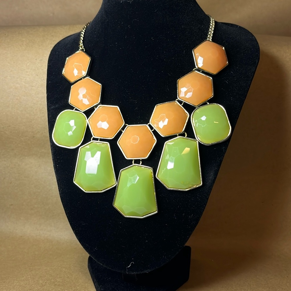 Vintage INC International Concepts Green and Gold Geometric Necklace